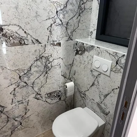 Pleasant New House * Dreffeac